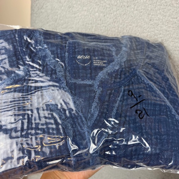 Aerie Womens Blue Cotton Double Gauze Frayed Raw Edge Button Down Shirt Small - Picture 9 of 9